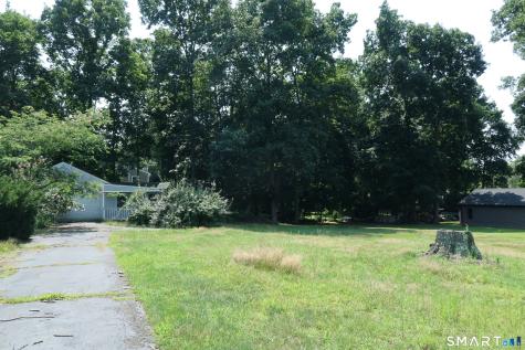31 Middle Road Guilford CT 06437