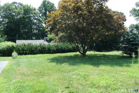 31 Middle Road Guilford CT 06437