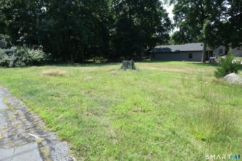 31 Middle Road Guilford CT 06437