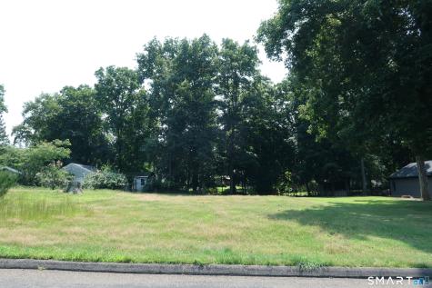 31 Middle Road Guilford CT 06437