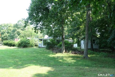 31 Middle Road Guilford CT 06437