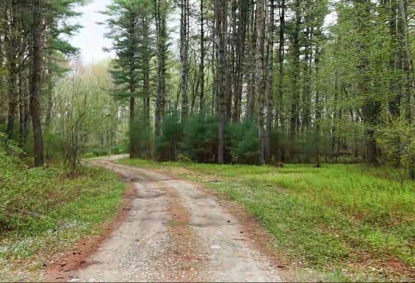 597 East Thompson Road Thompson CT 06277