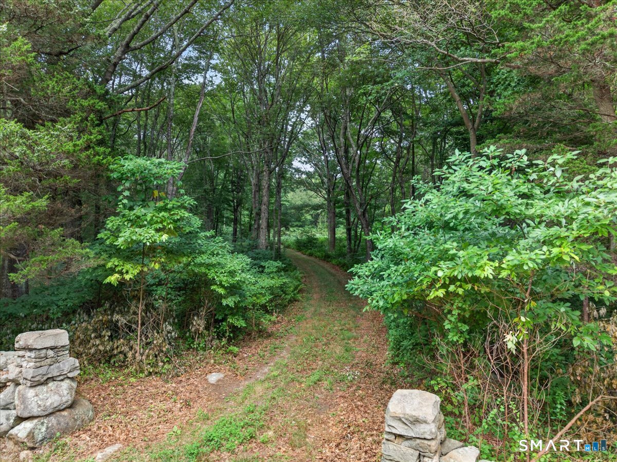 174 Montauk Avenue Stonington CT 06378