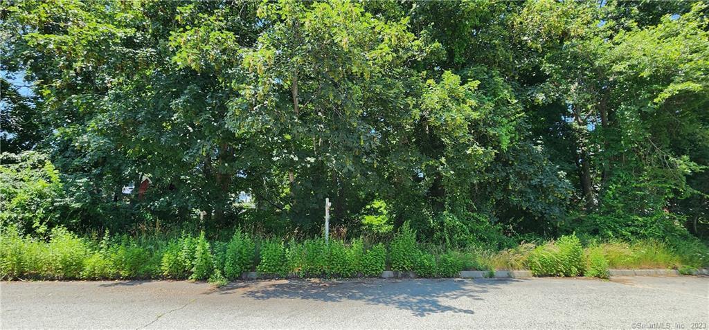 21 Seabreeze Drive Waterford CT 06385