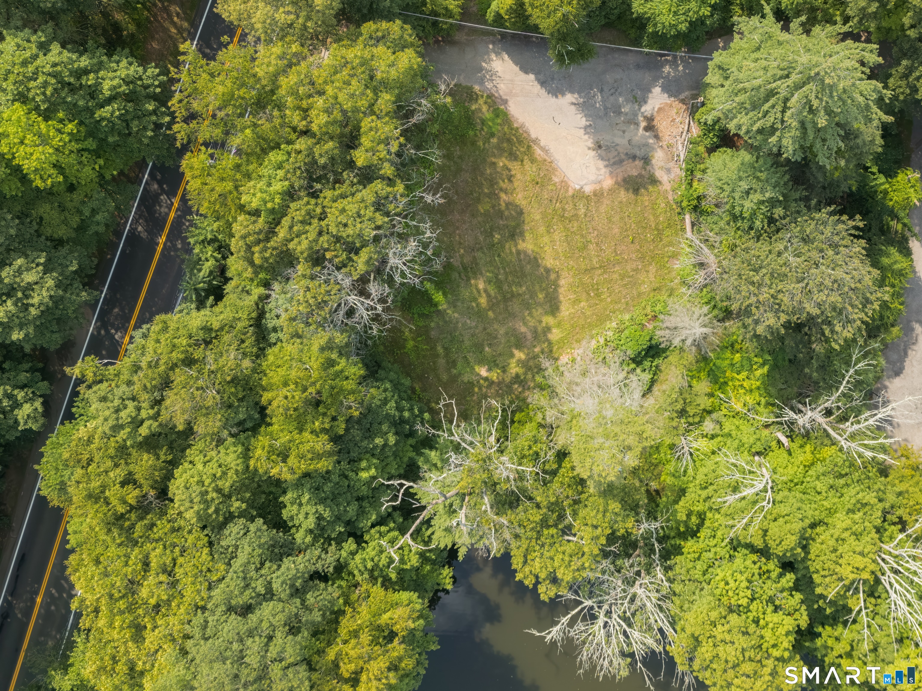 556 Simsbury Road Bloomfield CT 06002