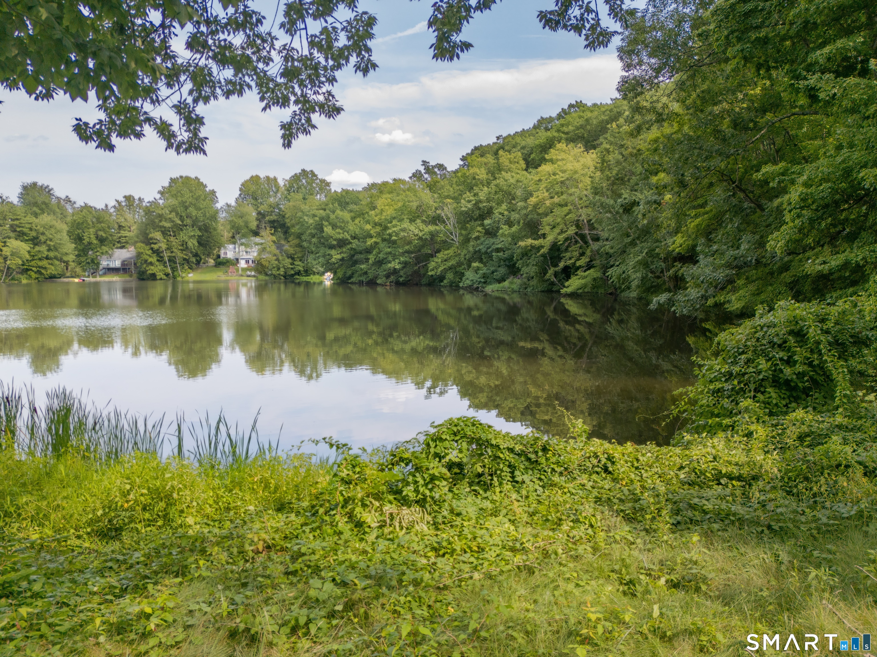 556 Simsbury Road Bloomfield CT 06002