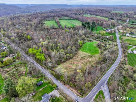 Chestnut Land Road New Milford CT 06776