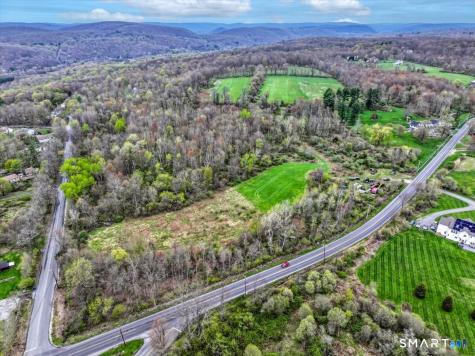 Chestnut Land Road New Milford CT 06776