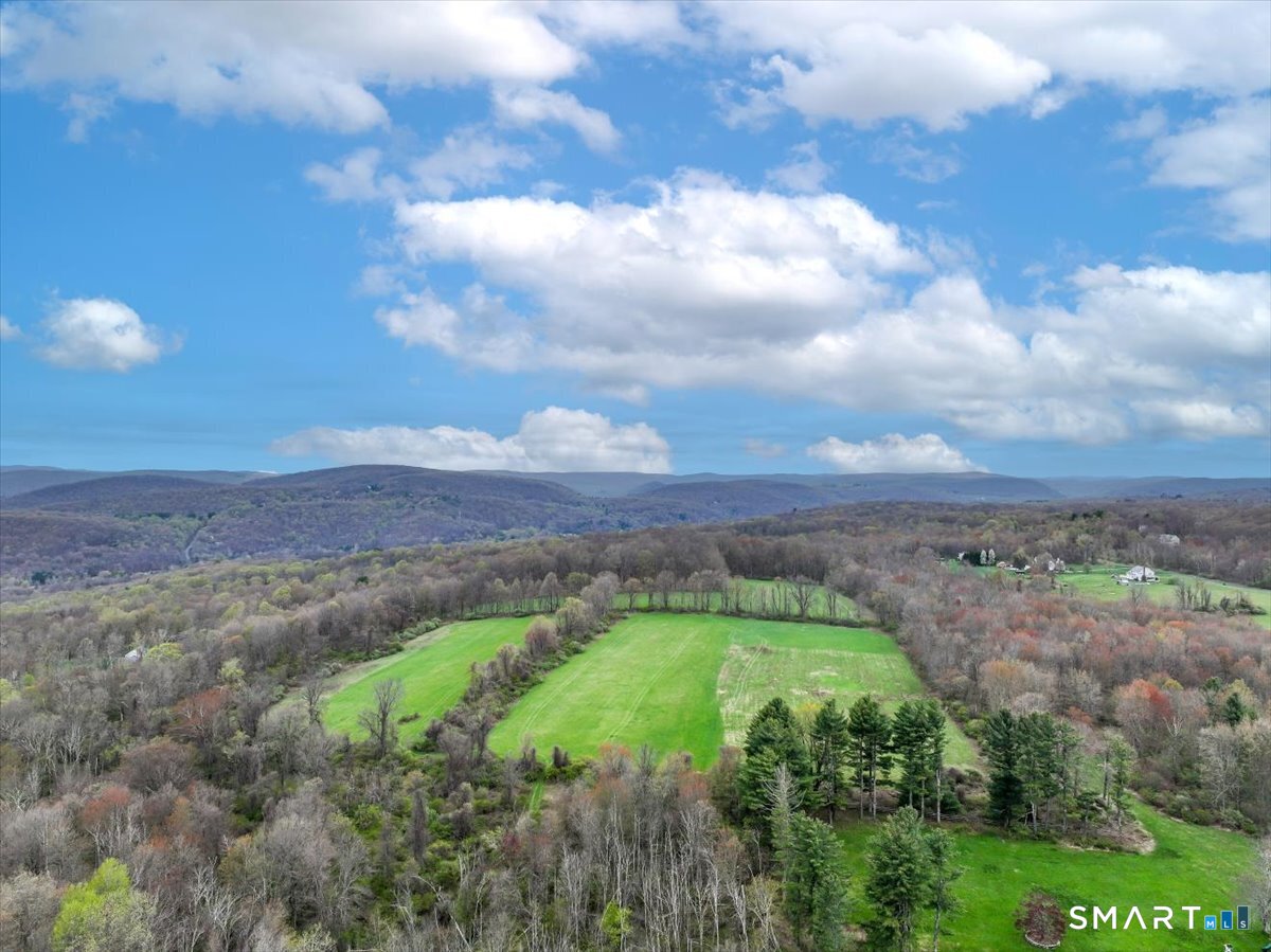 Chestnut Land Road New Milford CT 06776