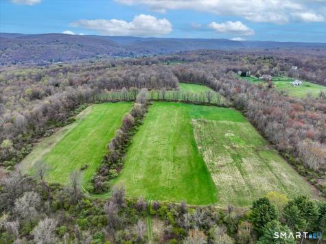 Chestnut Land Road New Milford CT 06776
