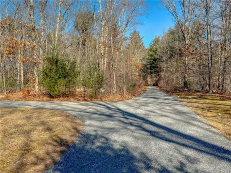 12-4 Jackson Lane Mansfield CT 06250