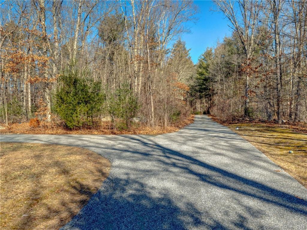 12-4 Jackson Lane Mansfield CT 06250