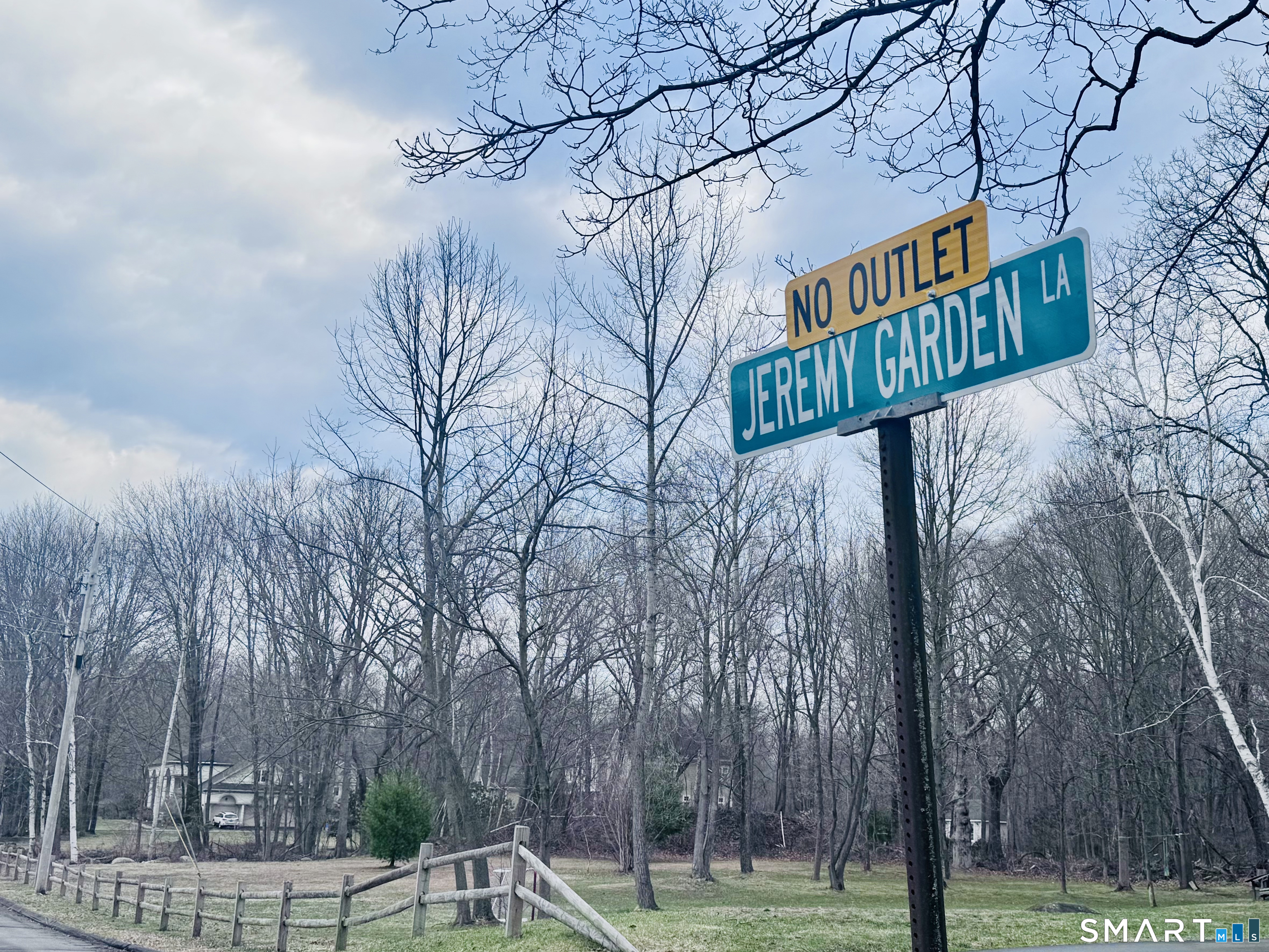 18 Jeremy Garden Lane Woodbridge CT 06525