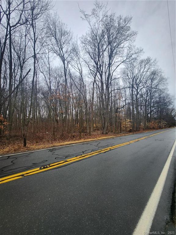 01 South Grand Suffield CT 06026