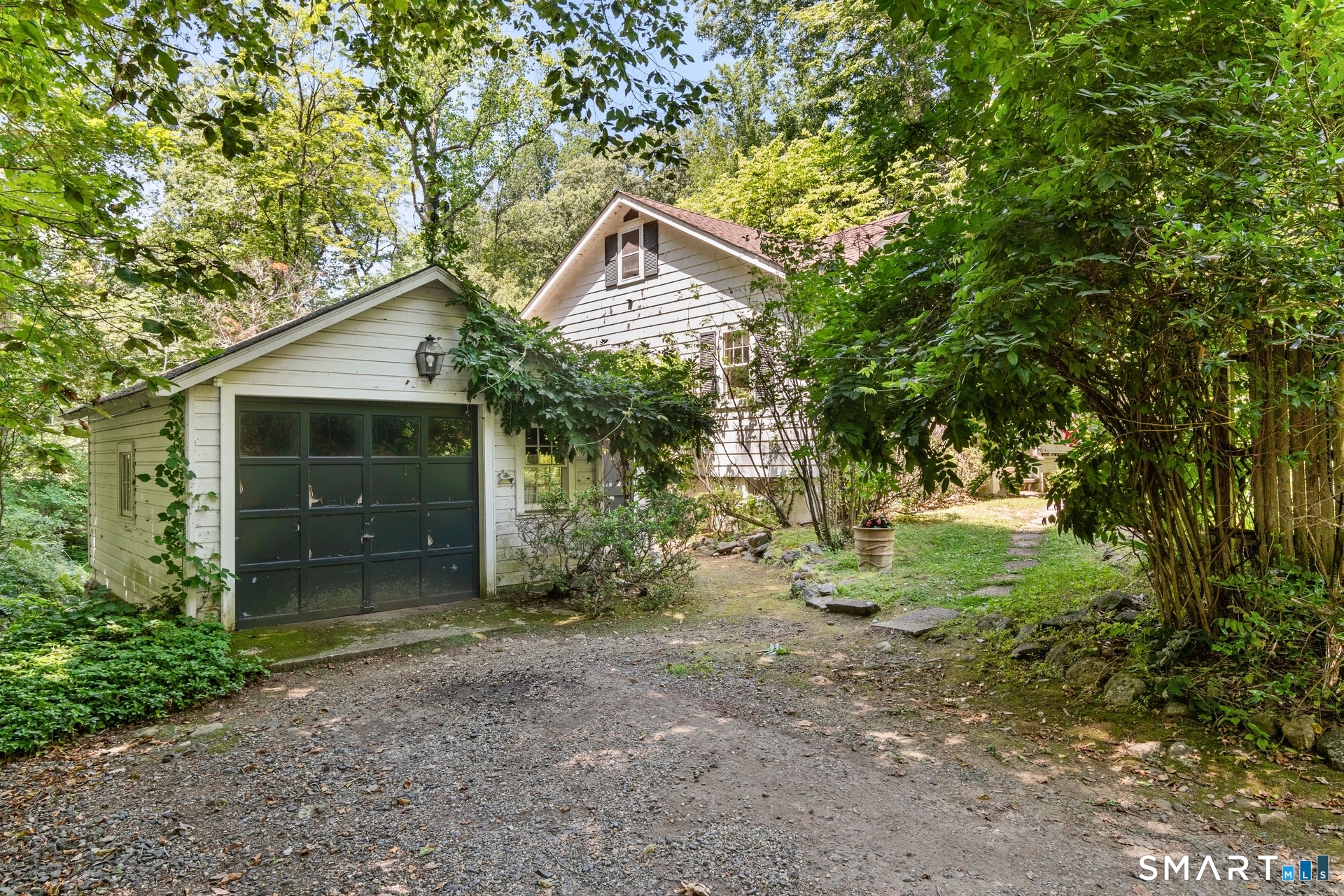 158 Spring Water Lane New Canaan CT 06840