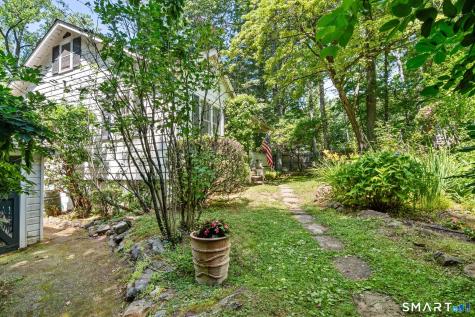 158 Spring Water Lane New Canaan CT 06840