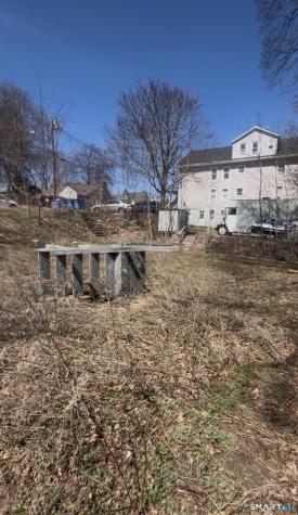21 Fairmount Street Norwich CT 06360