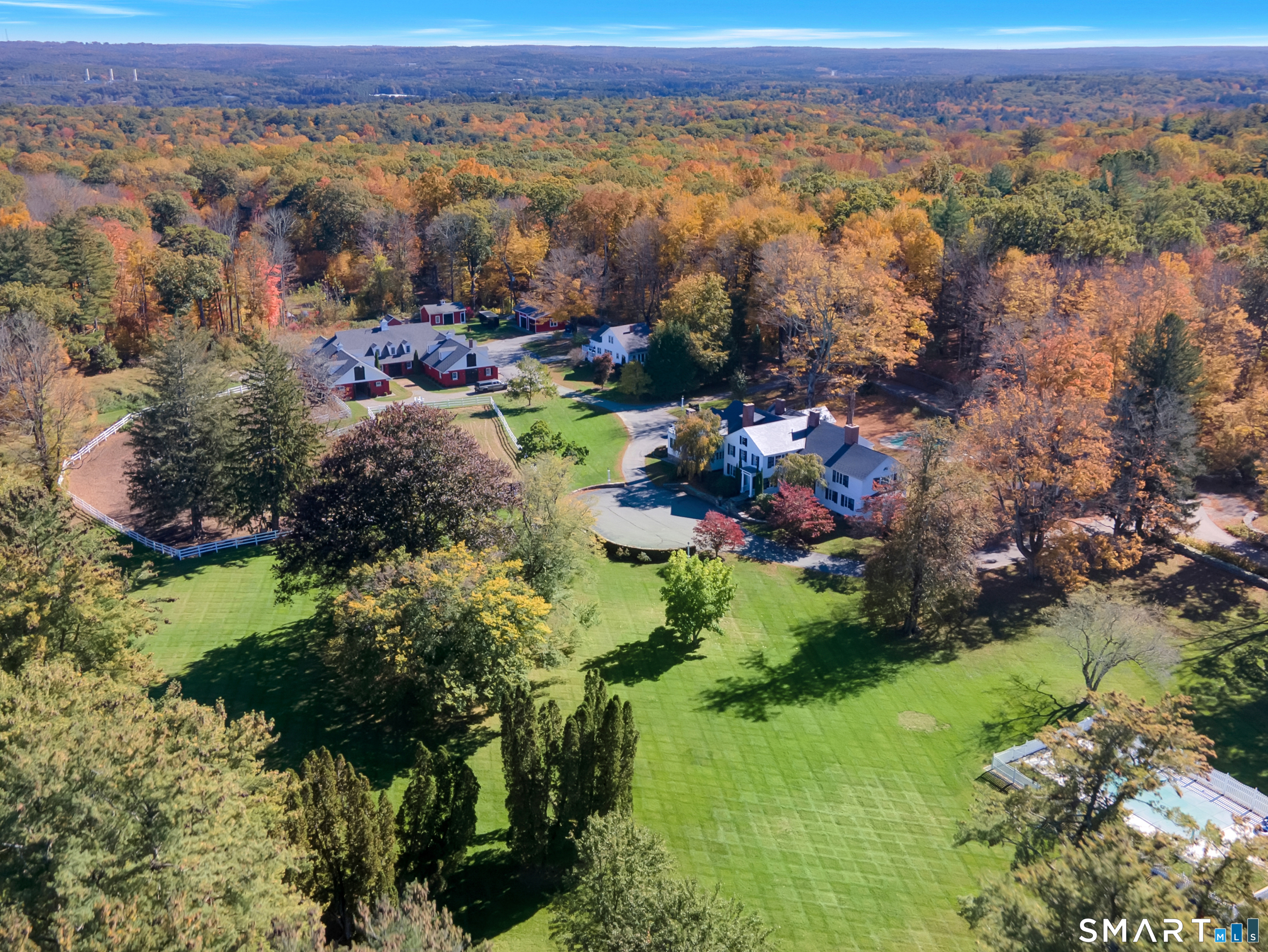 13 Holmes Road Pomfret CT 06259