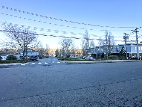 204 Amity Road Woodbridge CT 06525