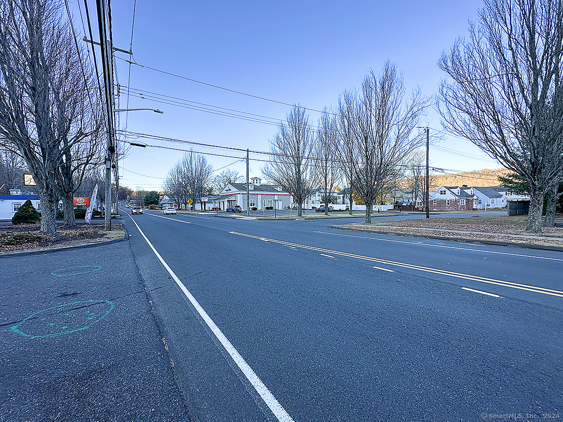 204 Amity Road Woodbridge CT 06525