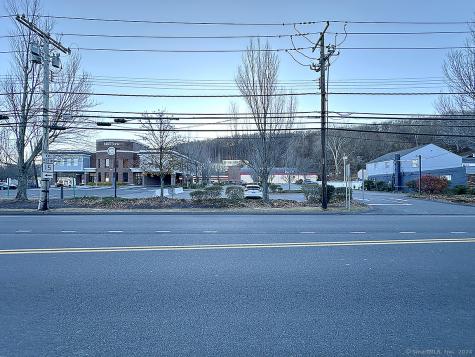 204 Amity Road Woodbridge CT 06525