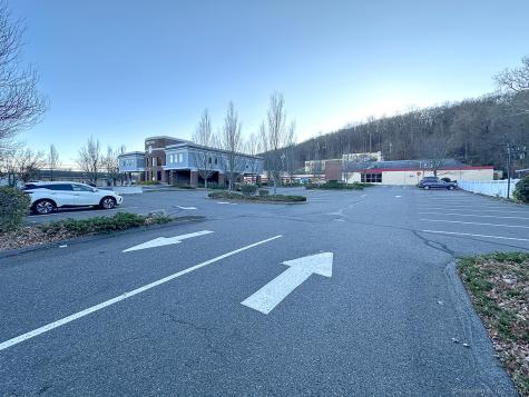 204 Amity Road Woodbridge CT 06525