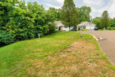 Silver Ridge Lane Naugatuck CT 06770