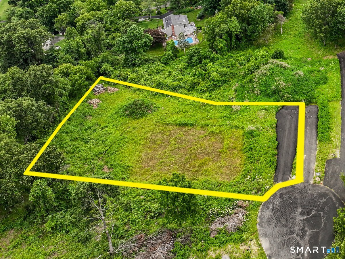 29 Stone Oak Drive New Milford CT 06776