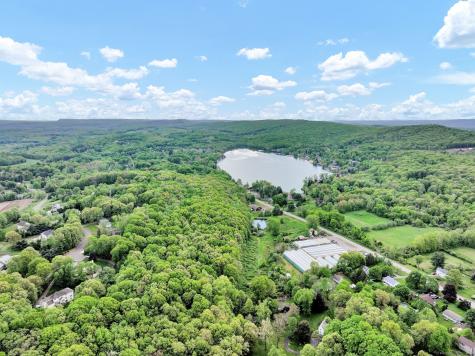 Baileyville Road Middlefield CT 06455