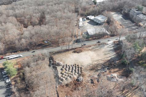 909 Main Street Monroe CT 06468