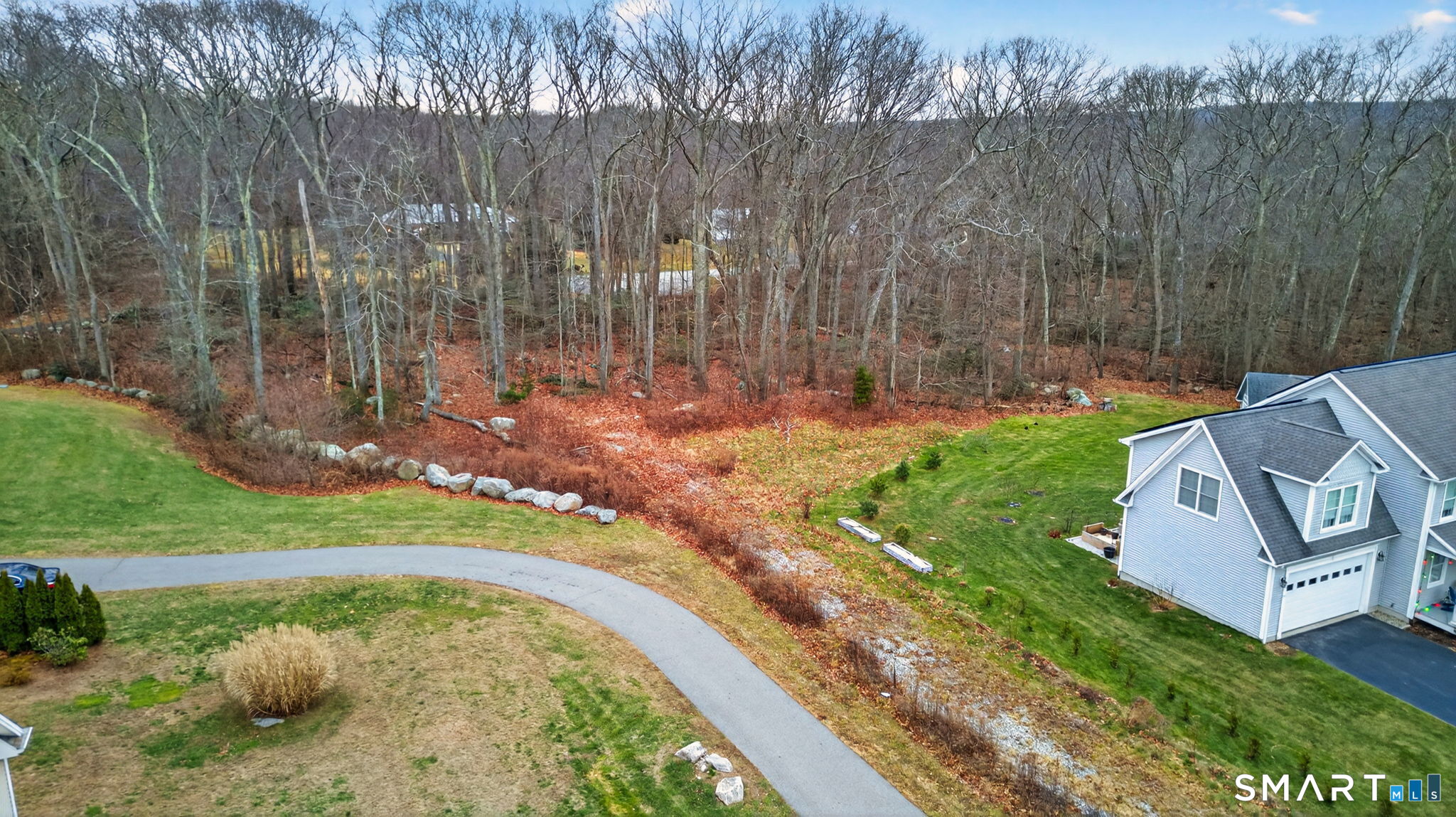 9 Arrowhead Trail Waterford CT 06385