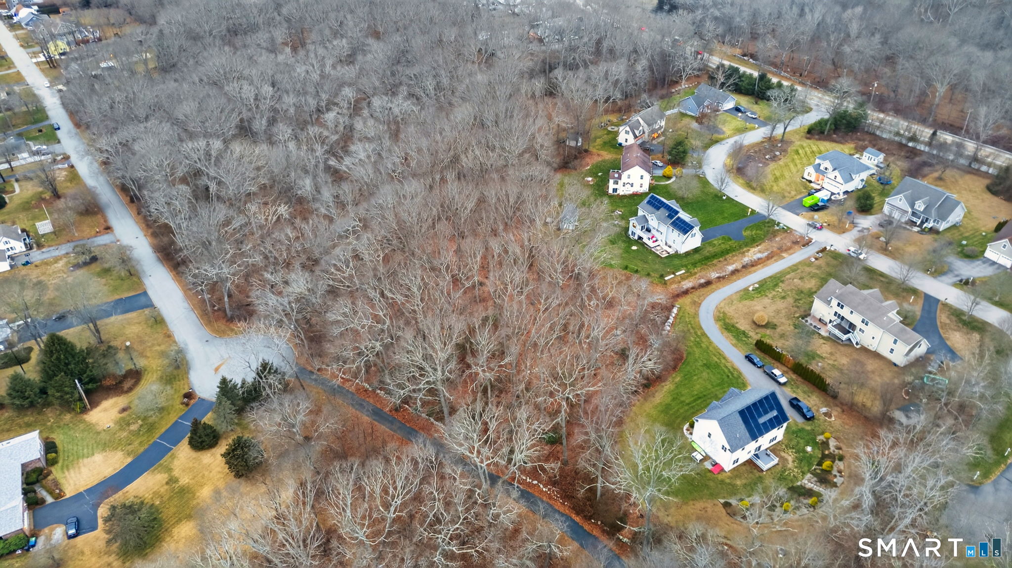 9 Arrowhead Trail Waterford CT 06385