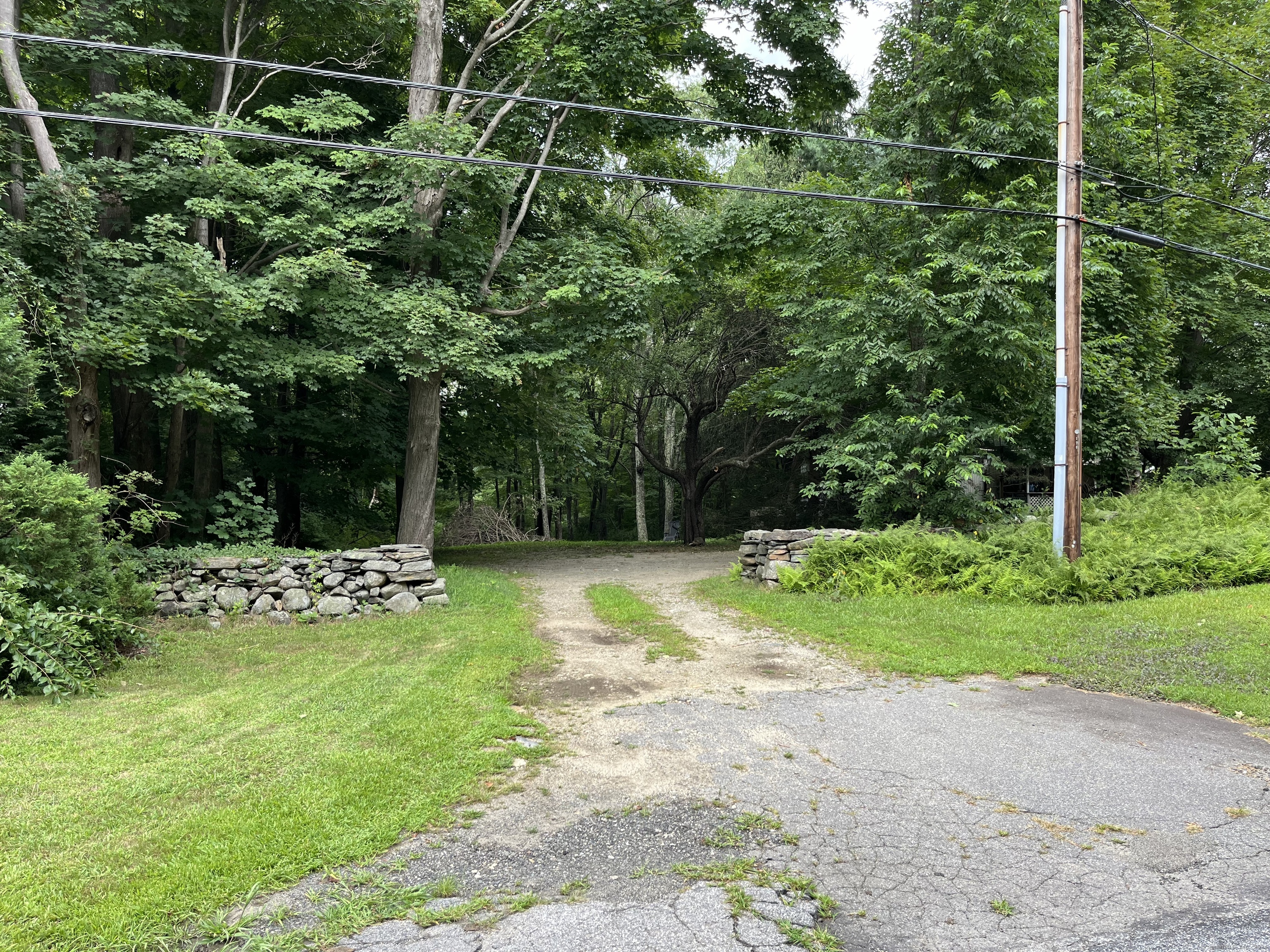 15 Green Hill Road Bethlehem CT 06751