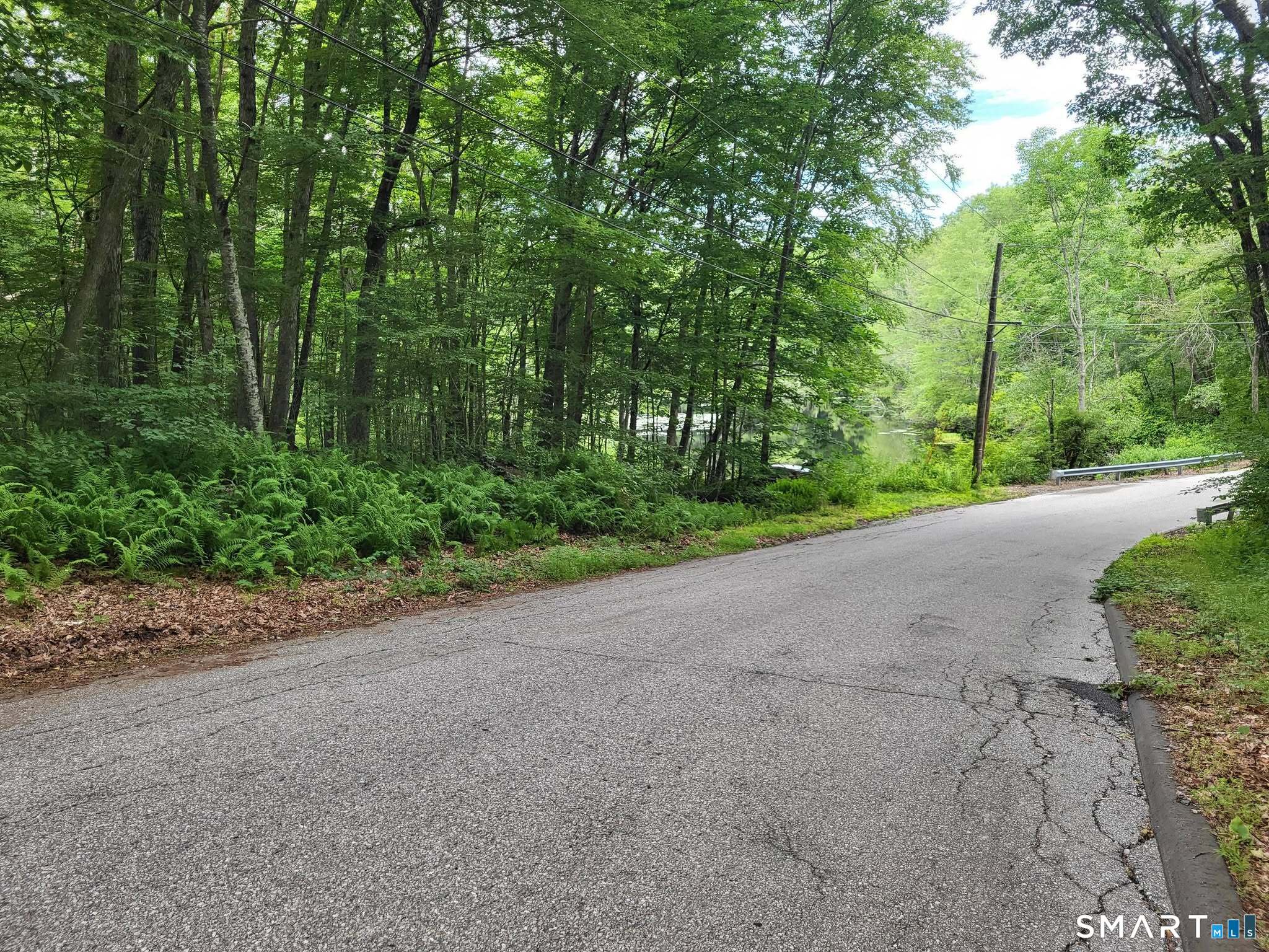 305 Tripp Hollow Road Brooklyn CT 06234