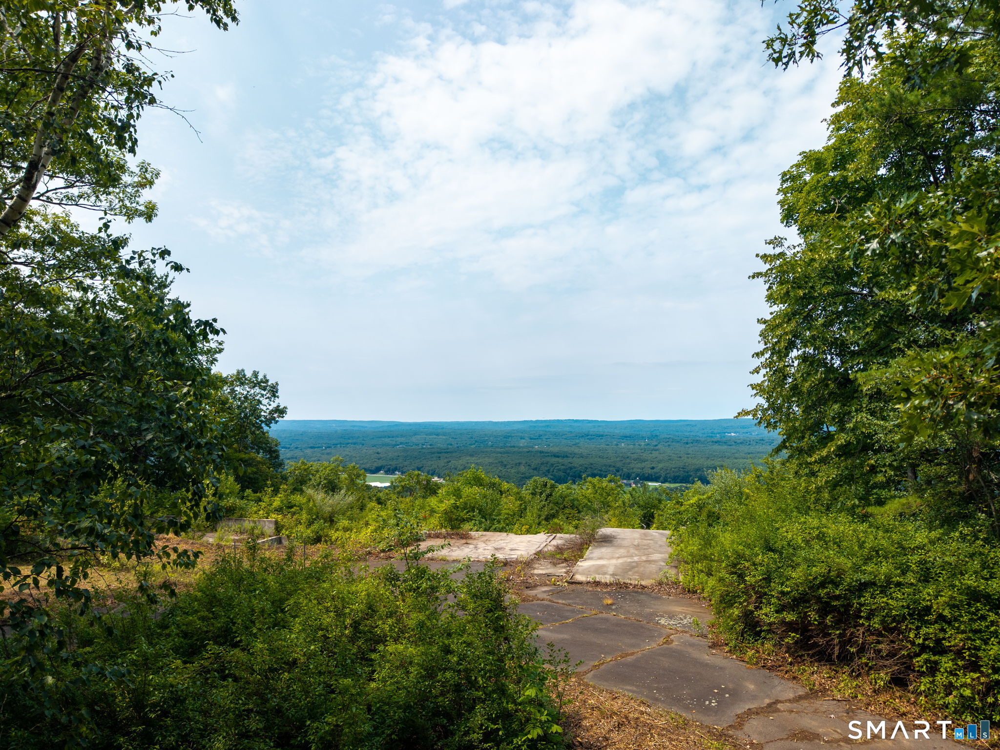 529 Deercliff Road Avon CT 06001