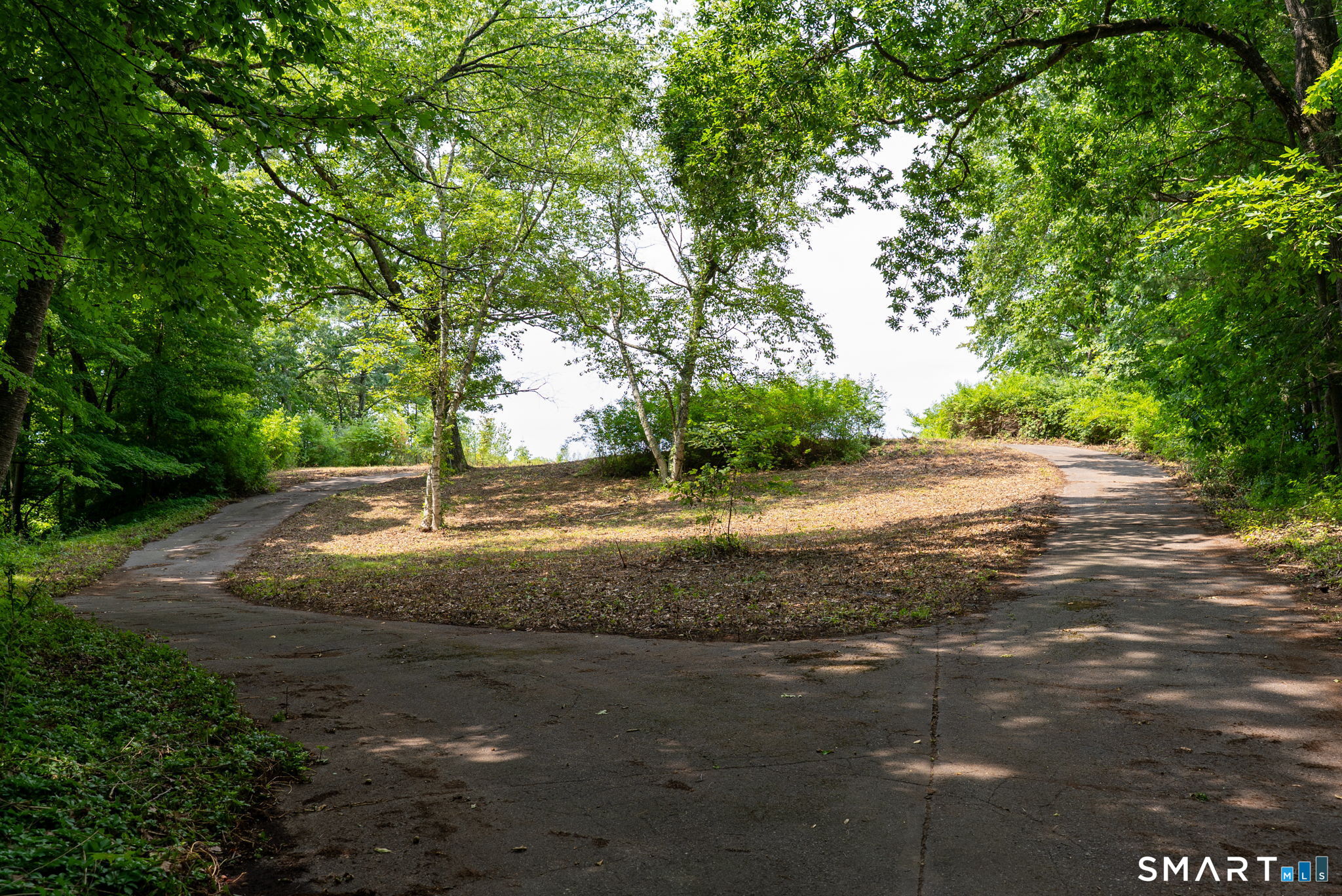 529 Deercliff Road Avon CT 06001