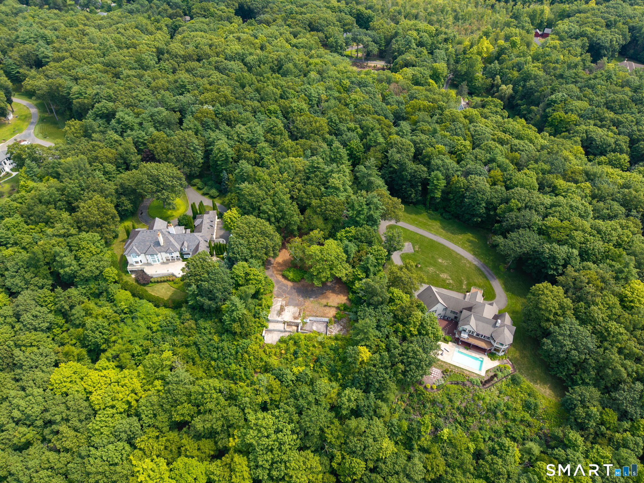 529 Deercliff Road Avon CT 06001