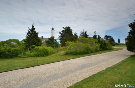 101-A Sequassen Avenue Old Saybrook CT 06475