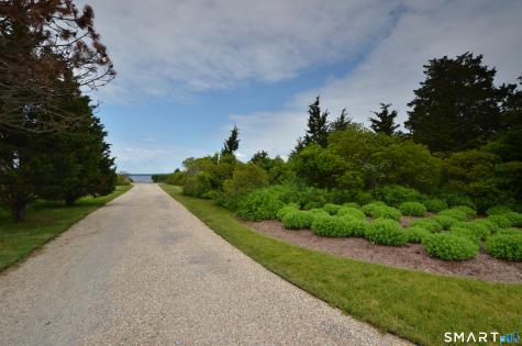101-A Sequassen Avenue Old Saybrook CT 06475