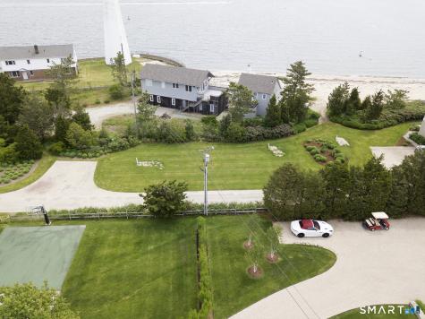 101-A Sequassen Avenue Old Saybrook CT 06475