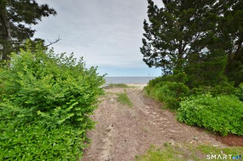 101-A Sequassen Avenue Old Saybrook CT 06475