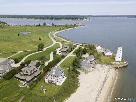101-A Sequassen Avenue Old Saybrook CT 06475
