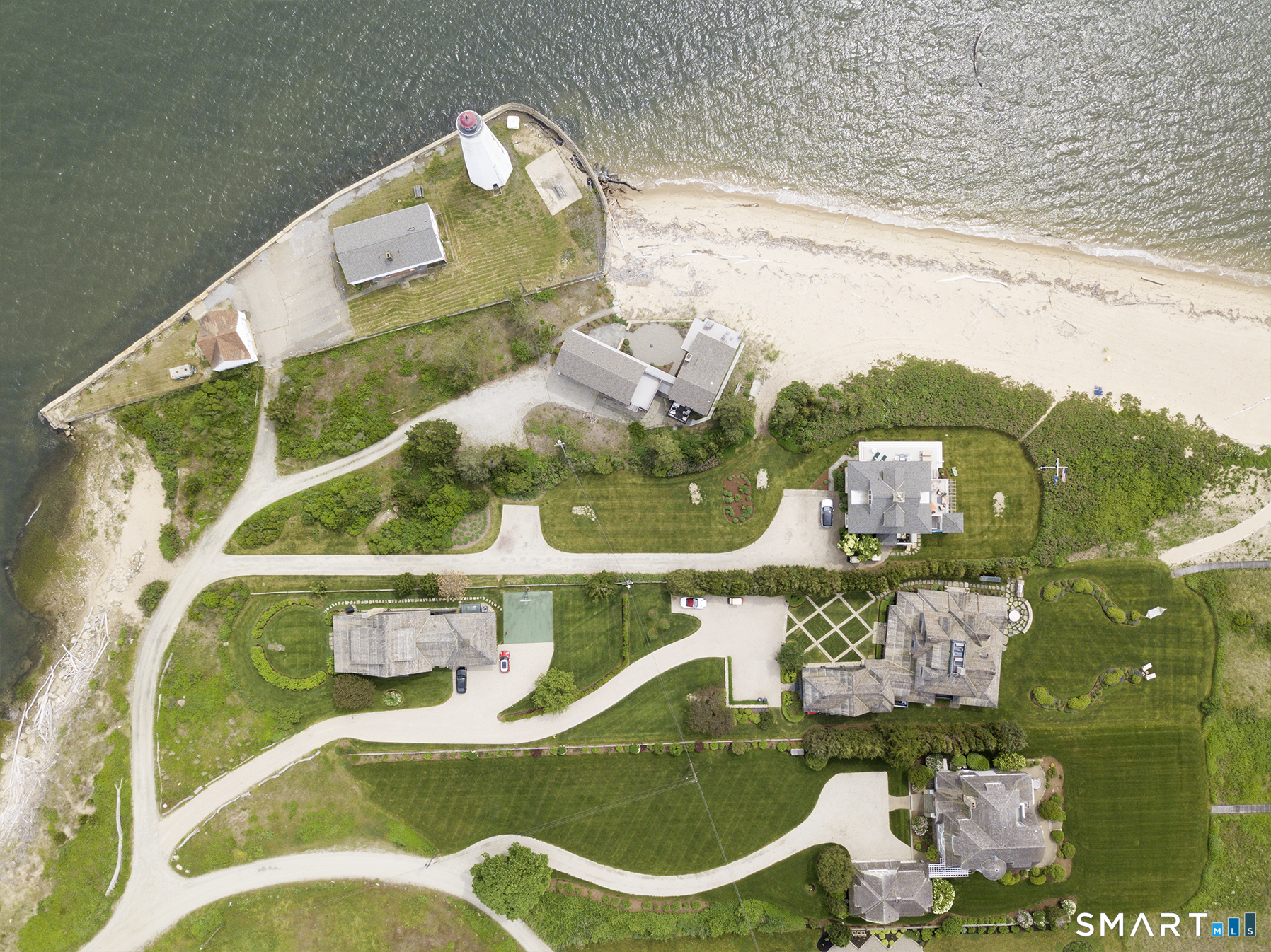 101-A Sequassen Avenue Old Saybrook CT 06475