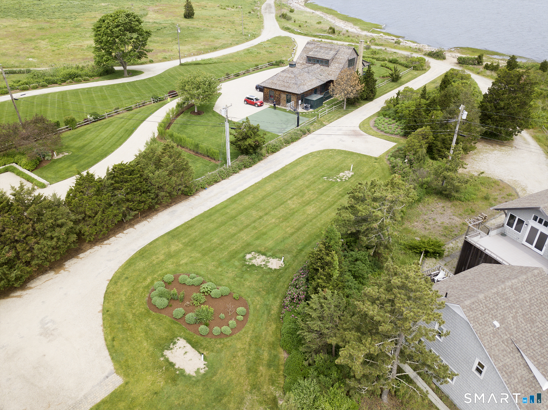 101-A Sequassen Avenue Old Saybrook CT 06475