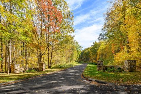 Ives Court Ridgefield CT 06877