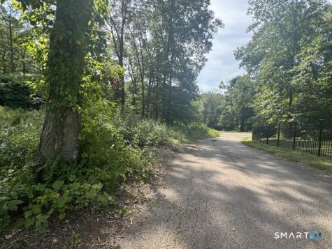14 Barnes Road Stonington CT 06378