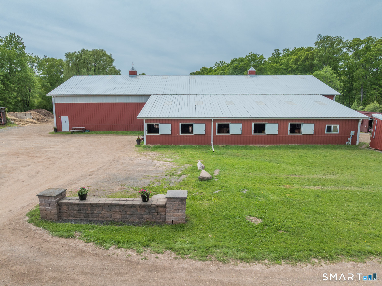 949 North Street Suffield CT 06078