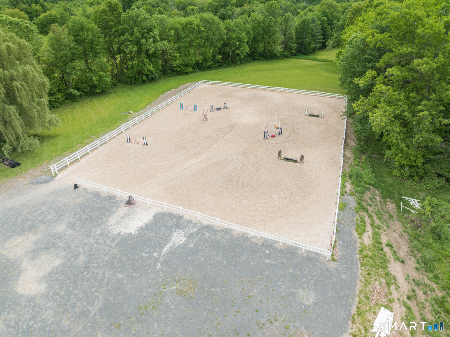 949 North Street Suffield CT 06078