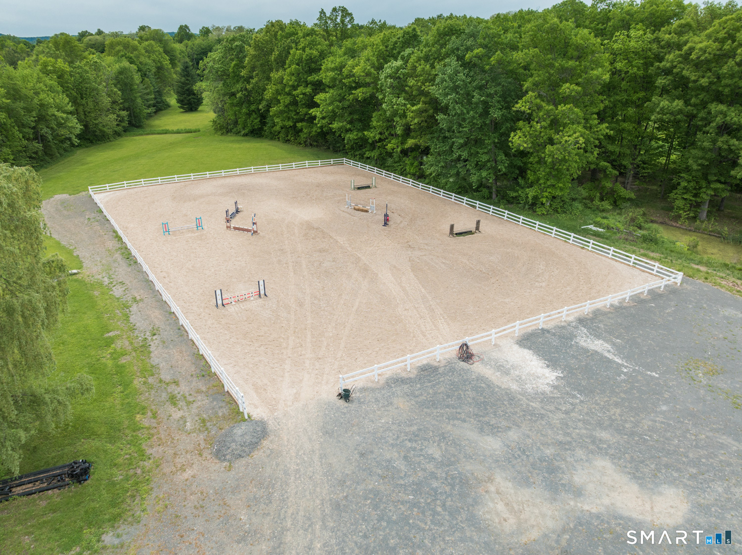 949 North Street Suffield CT 06078
