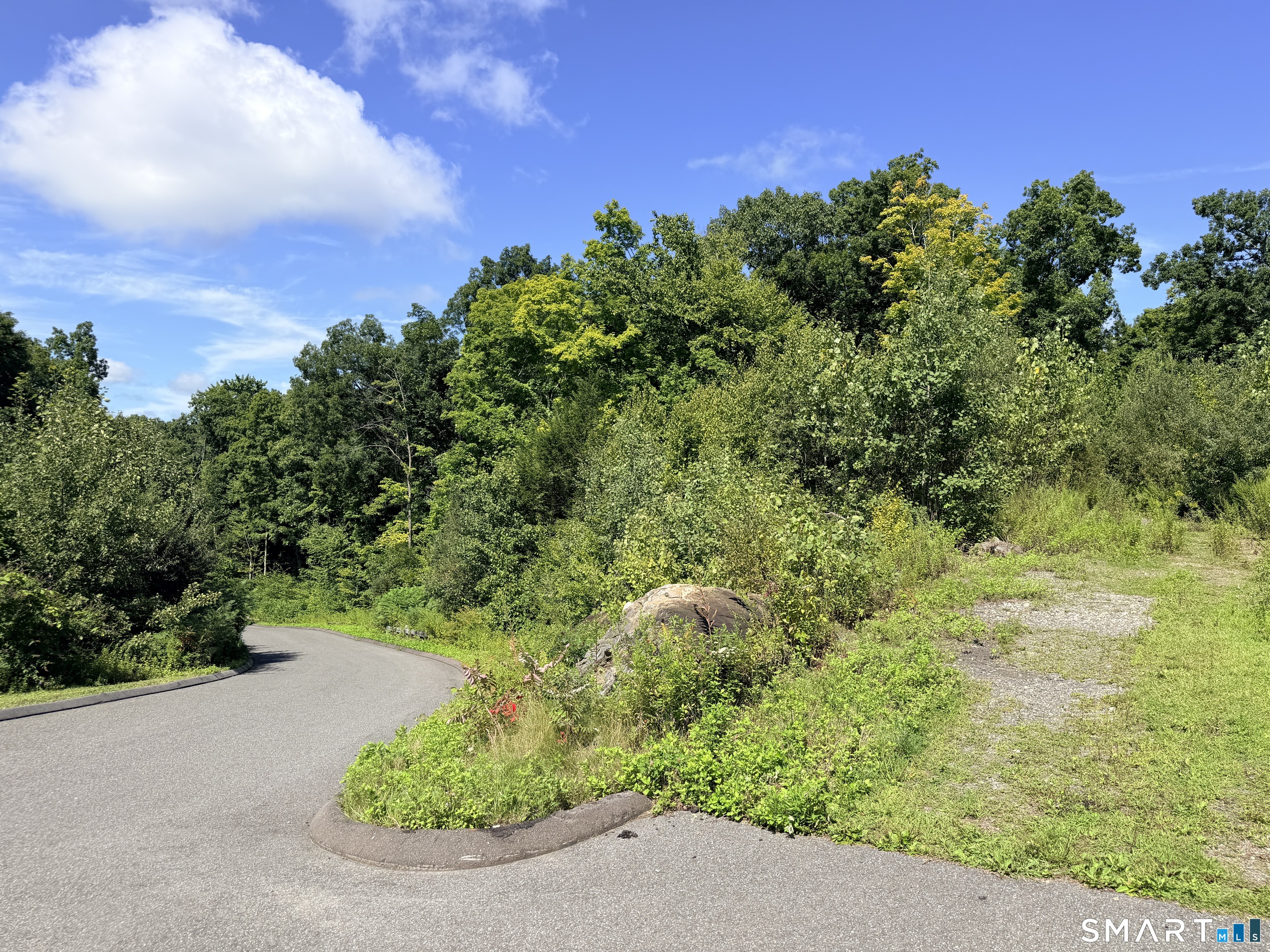 333 Kuhne Road Southbury CT 06488